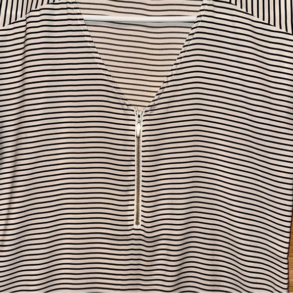 Express | Women's Striped V-Neck Blouse | Size S - Picture 2 of 7